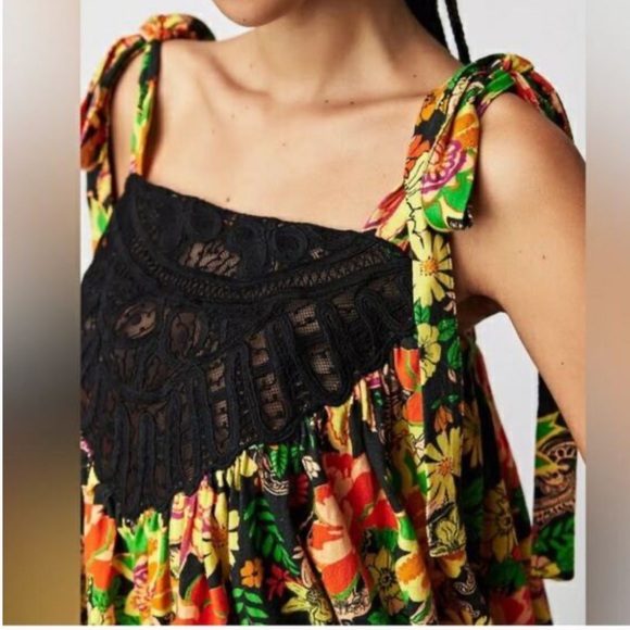 NWOT Free People Bali Moroccan Flowers Tunic Size Medium Oversized - Picture 3 of 8